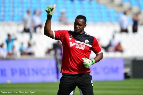 OM : Mandanda relativise les altercations dans le groupe