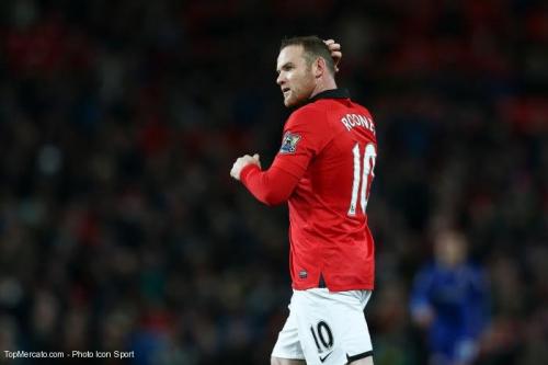 Man Utd : Van Gaal pense que Rooney n’est pas intouchable
