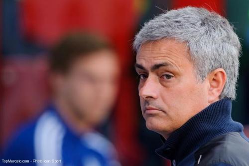 Chelsea : Mourinho tacle encore Wenger