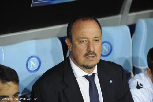 Naples : trois courtisans anglais pour Benitez