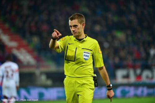 OL-PSG : Garibian prend la défense de Turpin