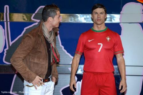 Cristiano Ronaldo et sa statue de cire