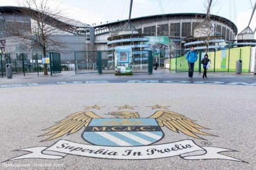 Un Brésilien arrive à City