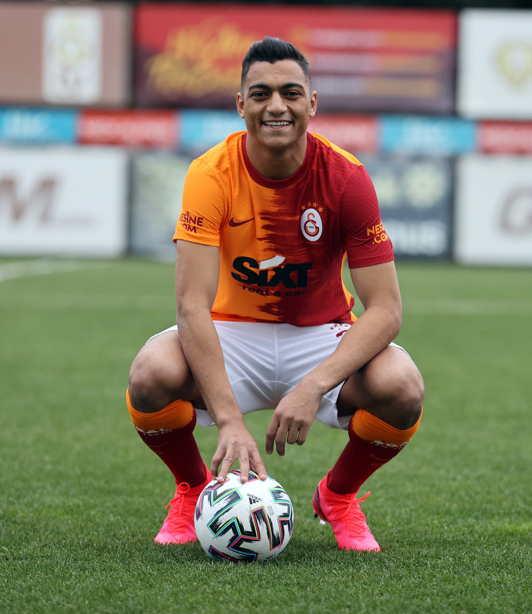 Mostafa Mohamed rejoint Galatasaray