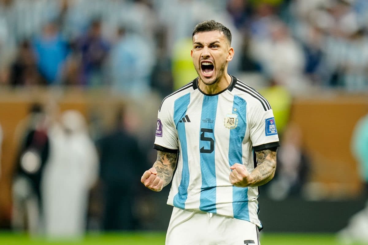 Leandro Paredes, campeón del mundo con la Selección Argentina, podría jugar el Mundial de Clubes con Boca