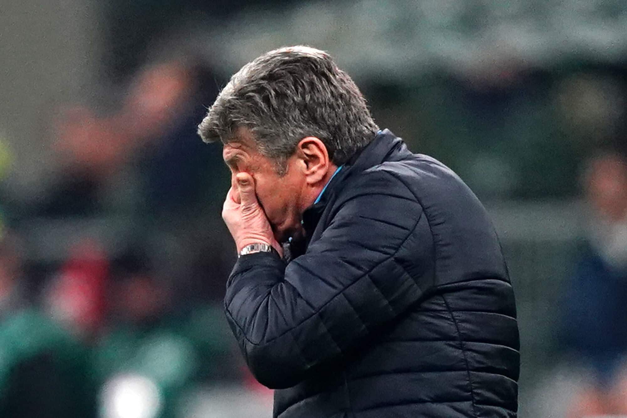 Nápoli cambió su DT a HORAS de jugar la Champions