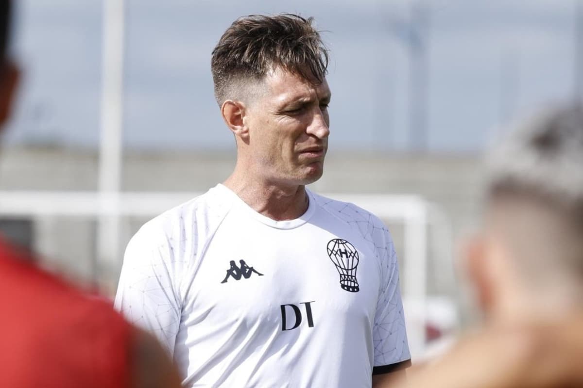 Huracán se quedó sin DT: ¿Quién dirigirá al Globo en el clásico?