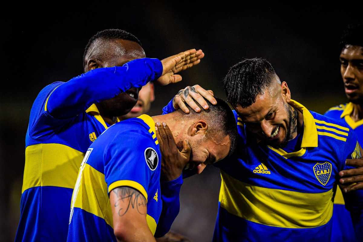 Colgado: el futbolista de Boca que NO jugaría más y se iría LIBRE