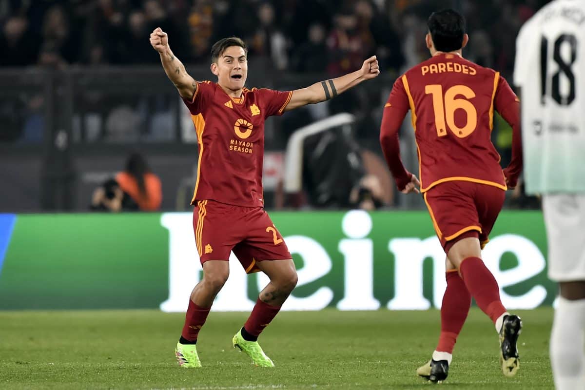 Paredes y Dybala conectan para marcar el 1-0 de Roma contra Brighton