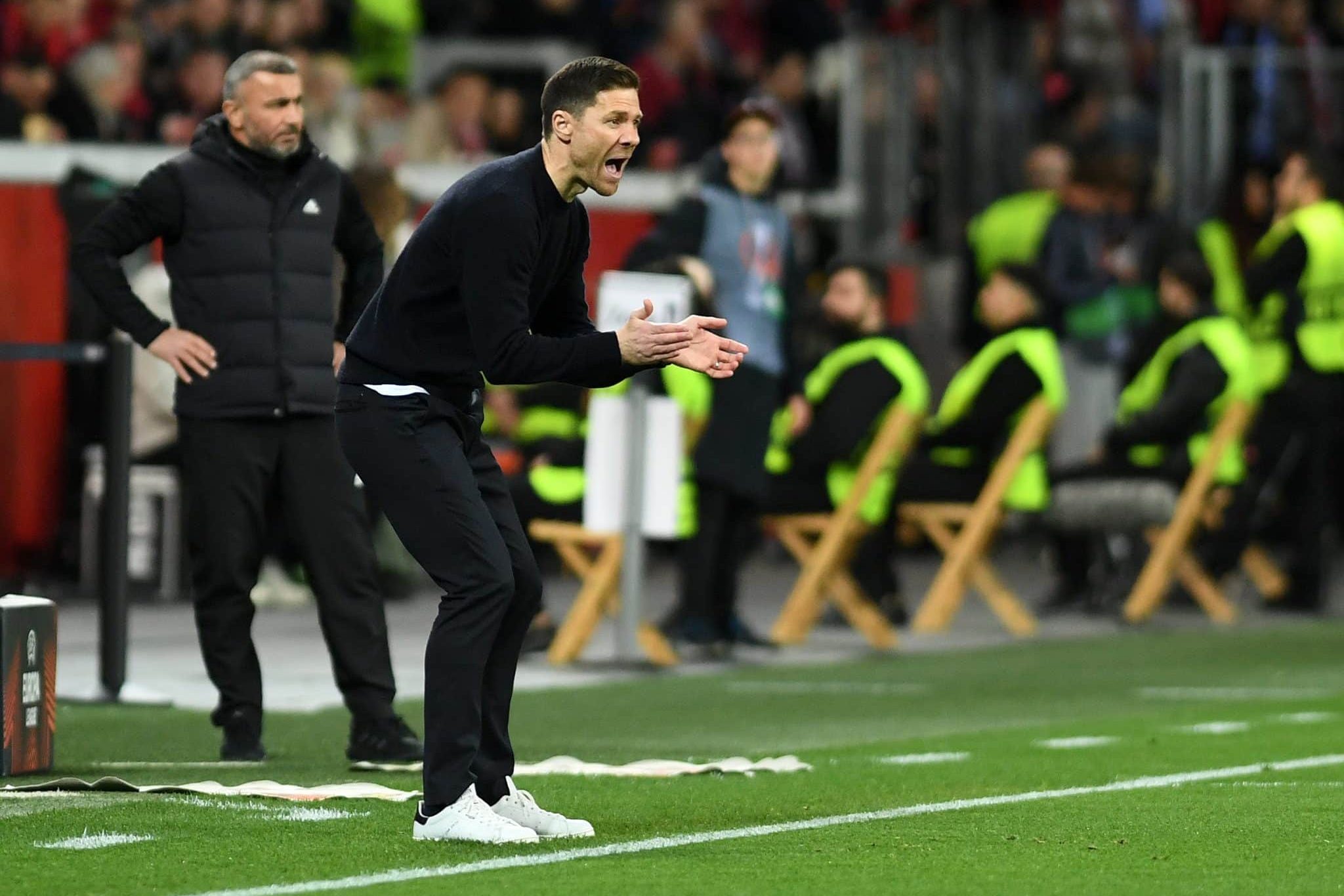 Lo pretendían Liverpool y Bayern Münich, es el DT del momento, pero confirmó que se queda en Alemania