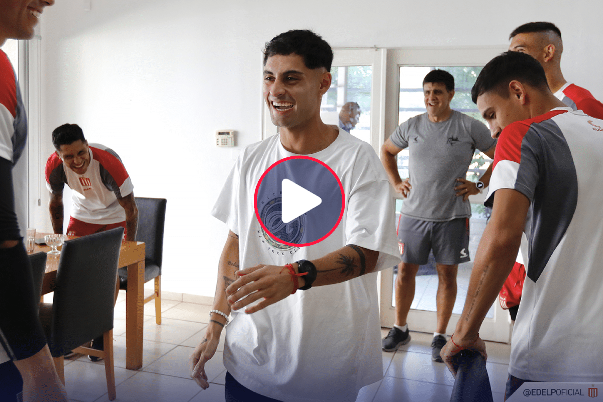 VIDEO: el emotivo reencuentro entre Javier Altamirano y sus compañeros de Estudiantes