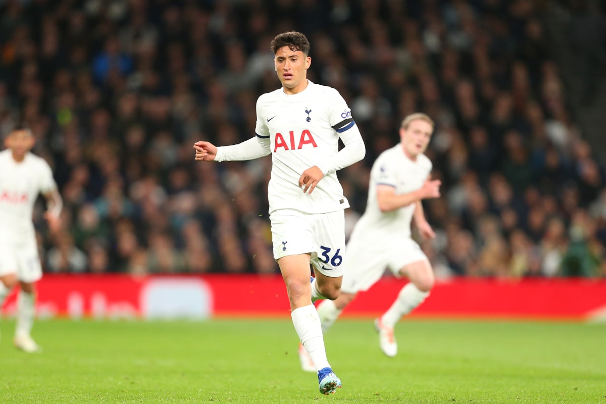 Tottenham definió el futuro de Alejo Véliz para la próxima temporada
