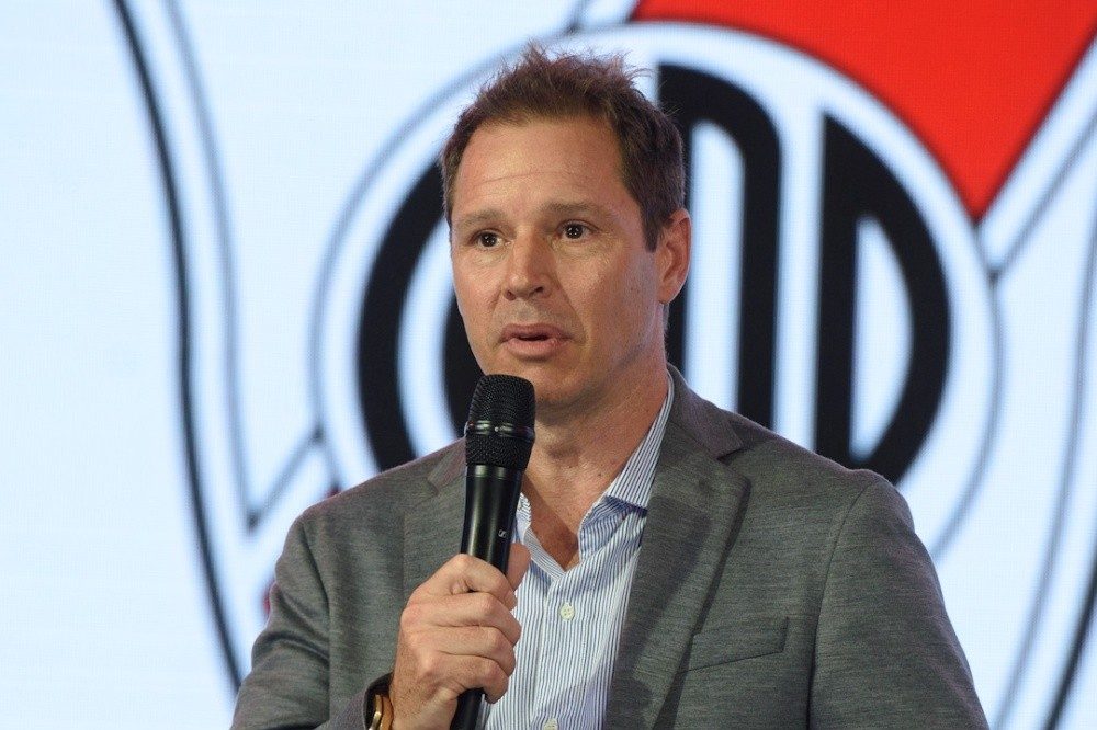 Jorge Brito reveló que una joya de River ya atrae interés europeo: “Hay clubes importantes que nos preguntan por él”