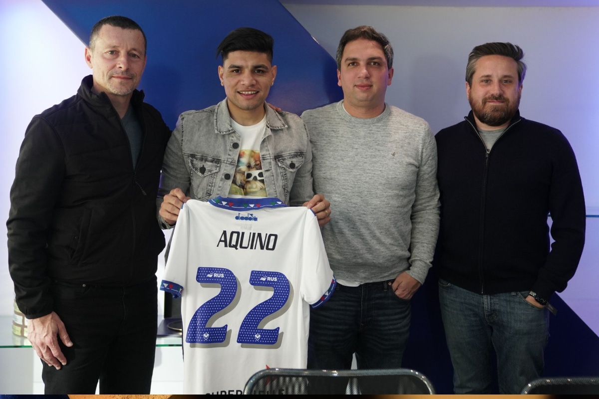 Vélez tendría decidido renovar el contrato de Claudio Aquino: sus números en el “Fortín”