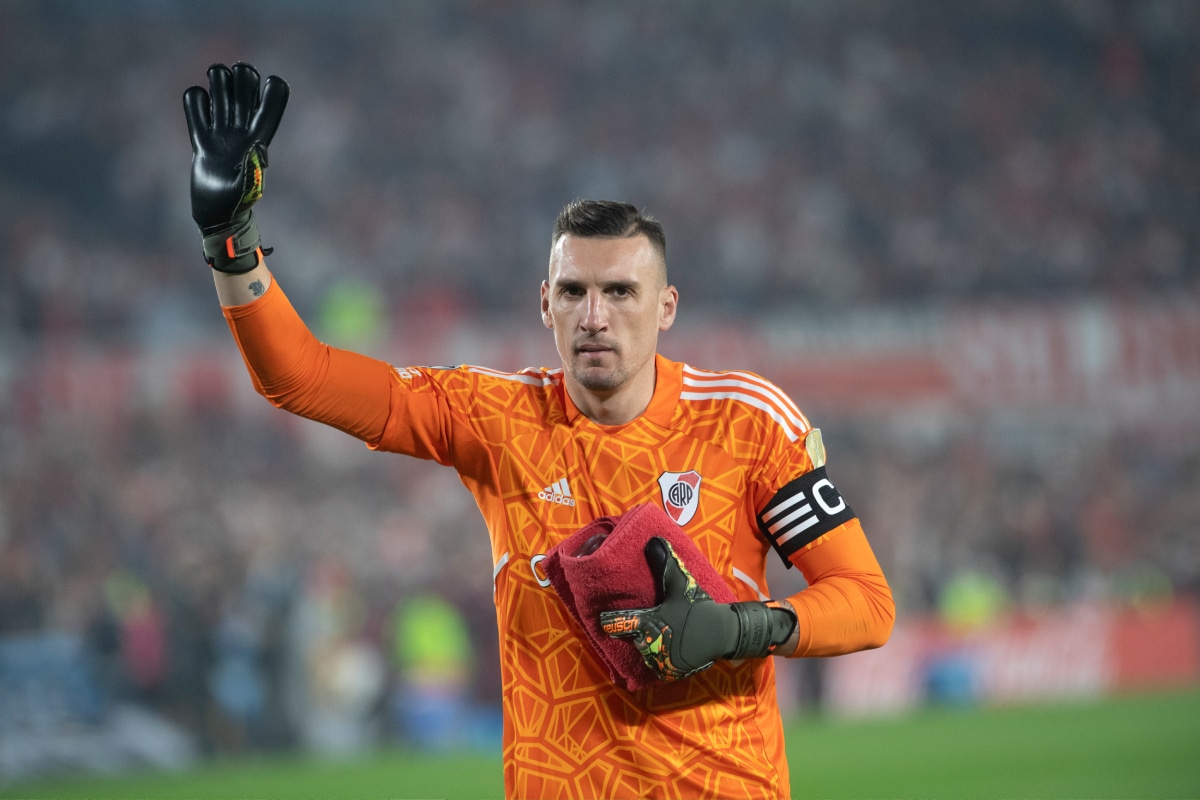 Armani para rato: el “Pulpo” llegó a un acuerdo para renovar su contrato con River Plate