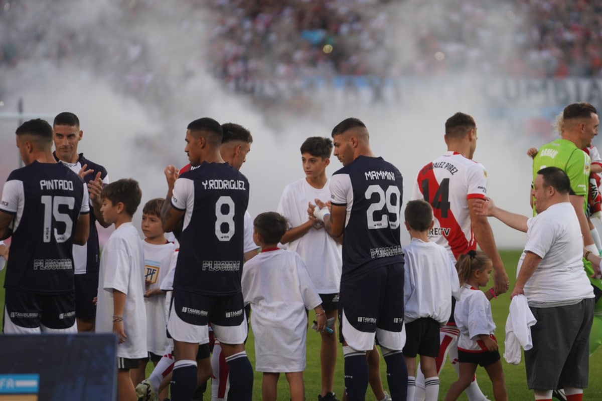 ¿Chicana a Estudiantes? La verdadera razón por la que Gimnasia le hizo el pasillo a River
