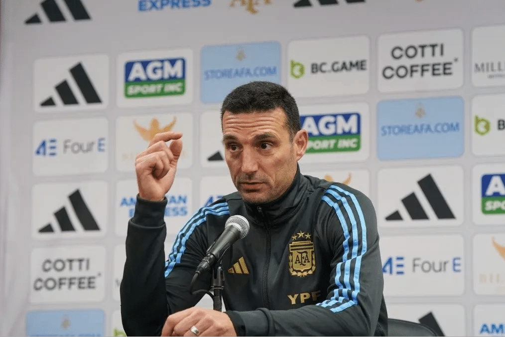 Scaloni avisó a los jugadores de la Selección Argentina: “El resto, pico y pala”