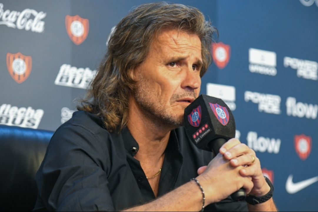 Rubén Darío Insúa va contra la corriente y alaba el arbitraje argentino: “Es de los mejores a nivel mundial”