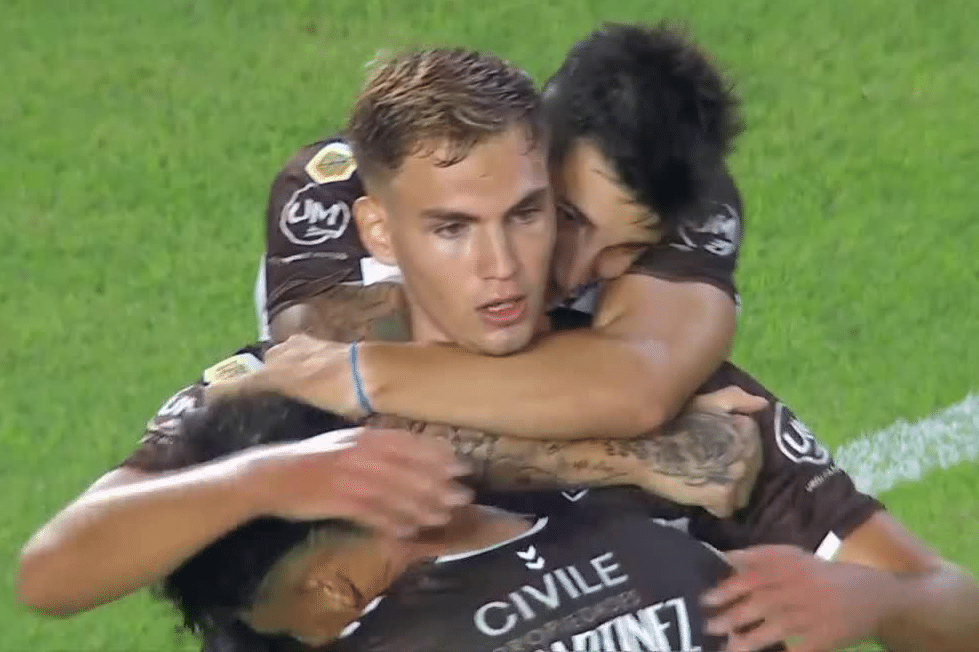 Mateo Pellegrino aplicó la ley del ex para sacarle el invicto a Estudiantes con un golazo