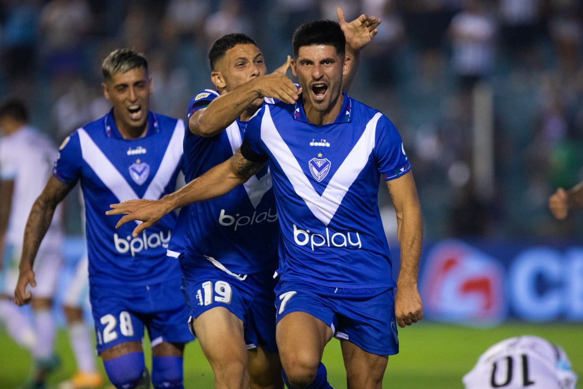 La DRÁSTICA decisión que tomó Vélez con Osorio, Florentín y Cufré