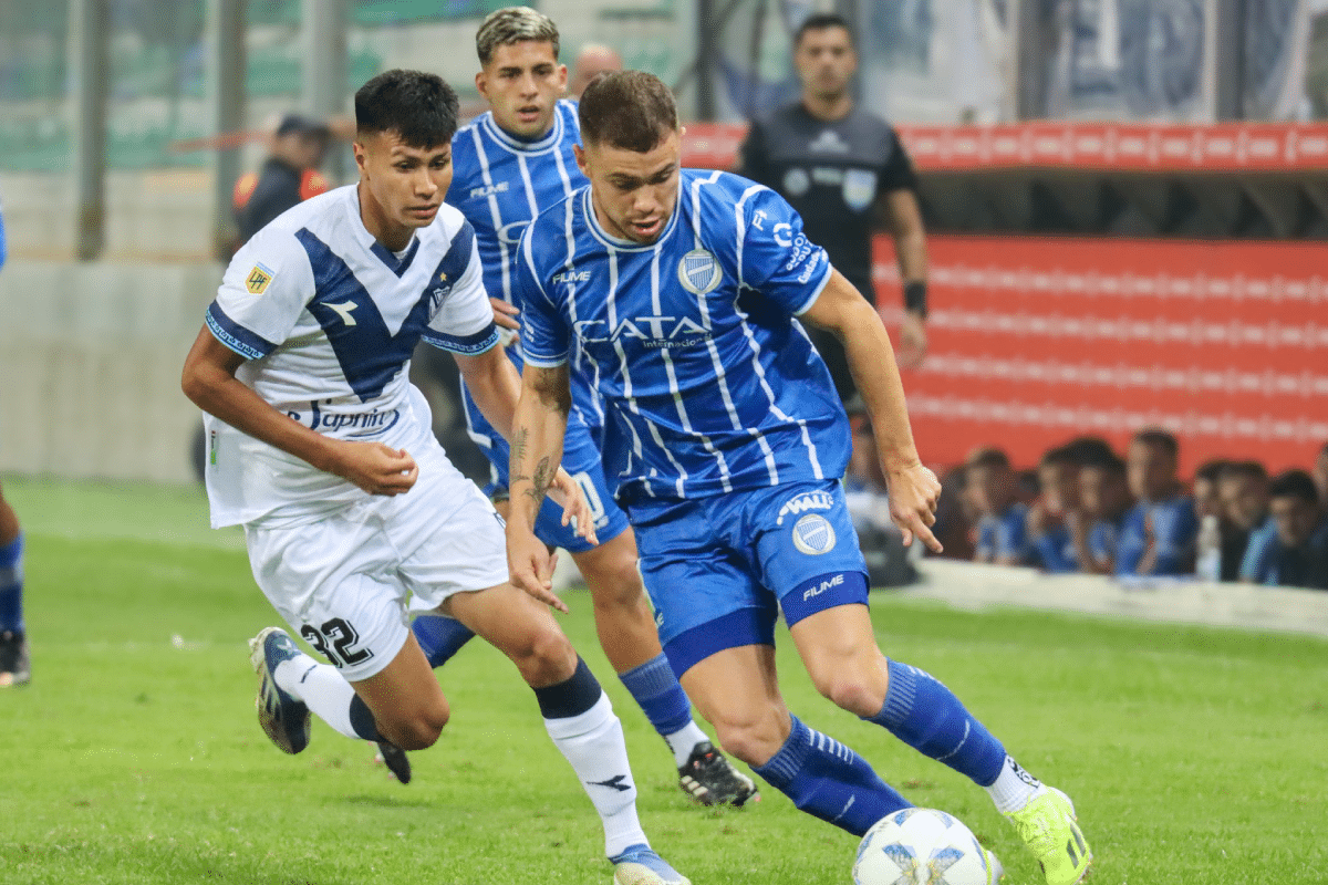 Fue figura de Godoy Cruz en la Copa de la Liga Profesional y busca ser vendido a España