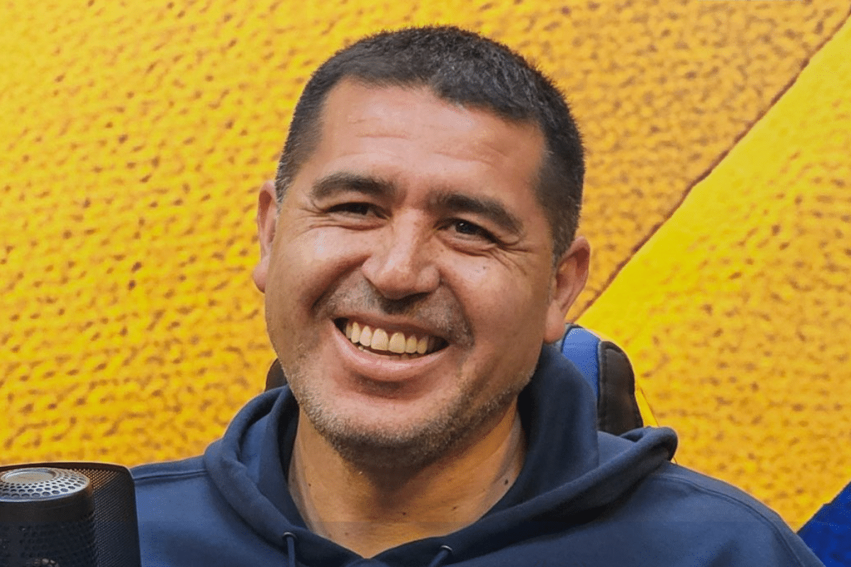 Riquelme, a un paso de cerrar el primer refuerzo de Boca