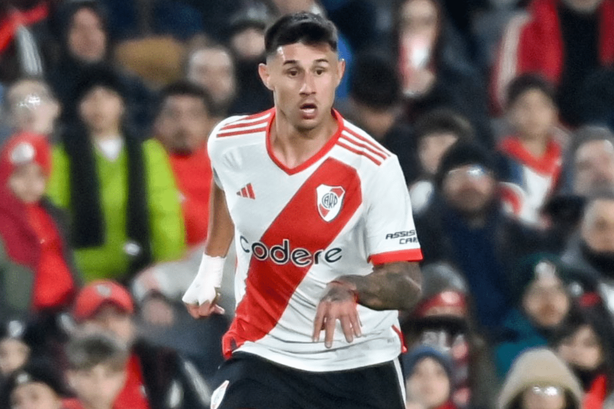 Mercado de pases River: las dos razones que le impedirían a Adam Bareiro debutar con el Millonario
