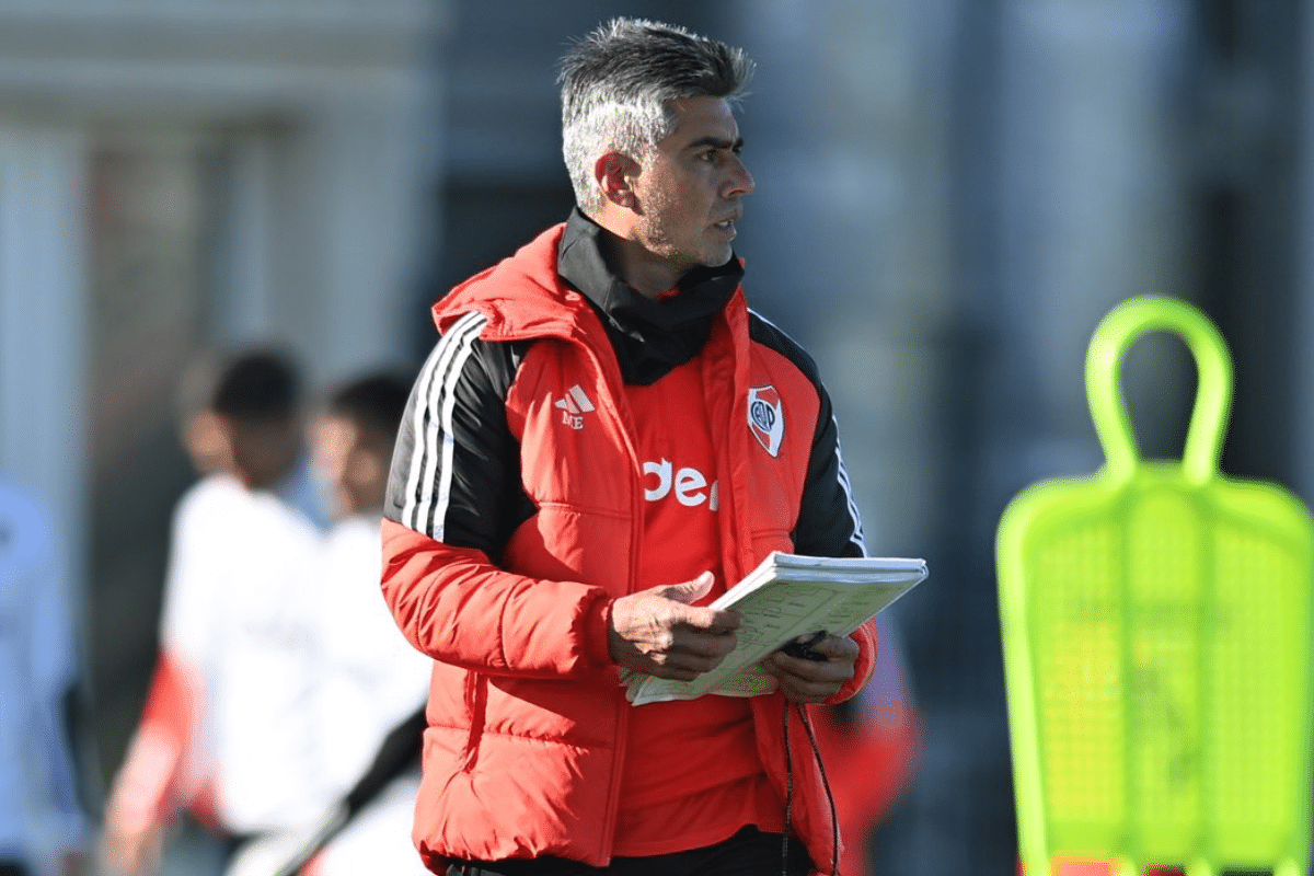 ¿Quién es Marcelo Escudero, el entrenador interino de River?