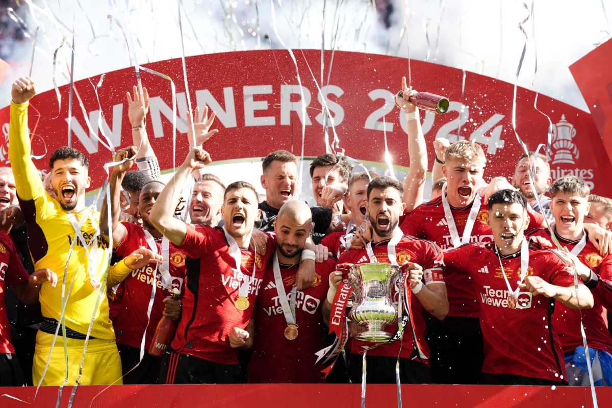 Esto es lo que cobran los futbolistas del Manchester United