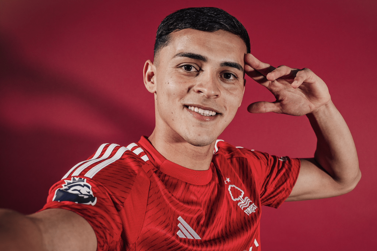 Mercado de pases Talleres: la espectacular bienvenida de Nottingham Forest a Ramón Sosa