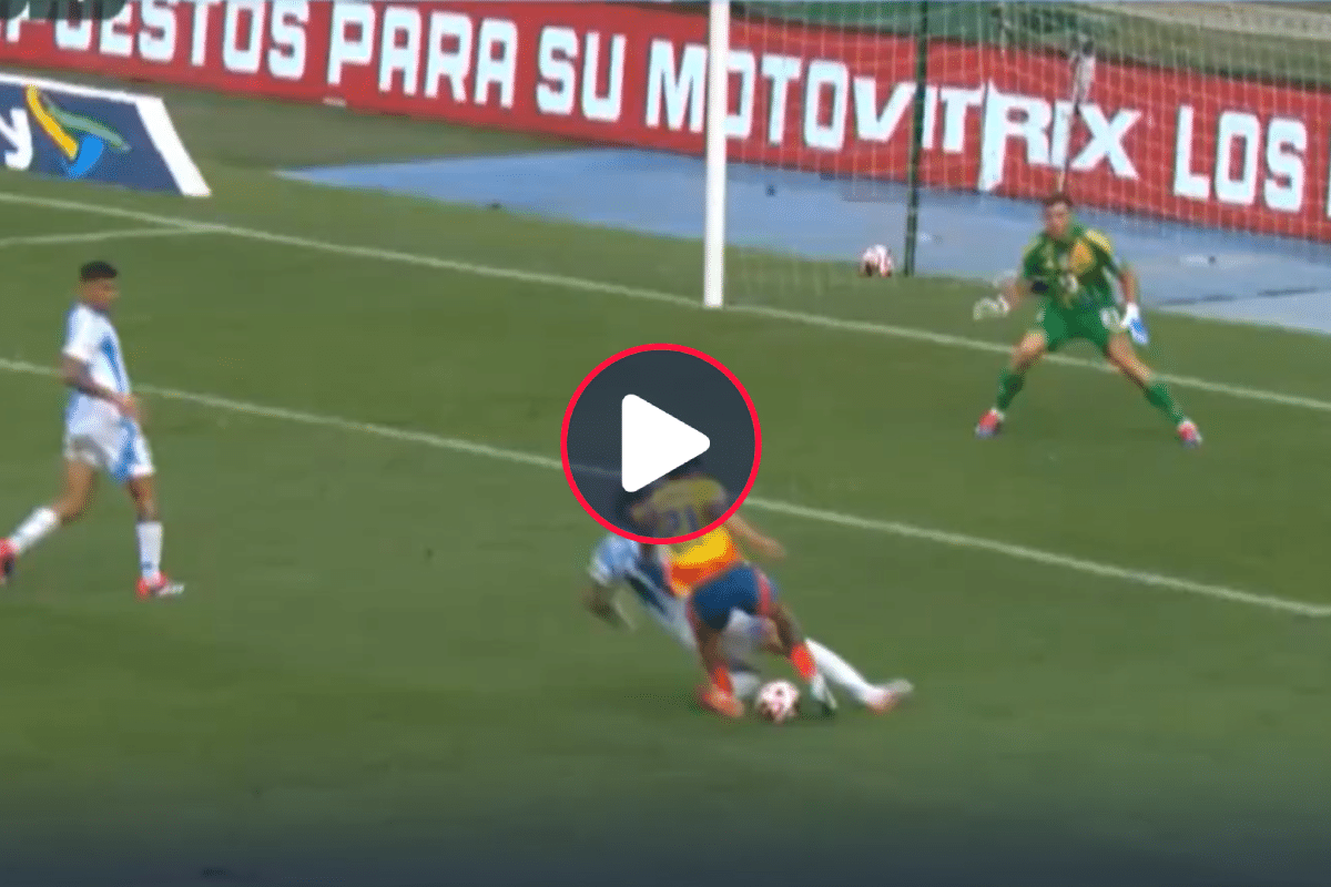 Eliminatorias: ¿estuvo bien cobrado el penal de Otamendi en Colombia vs Argentina?