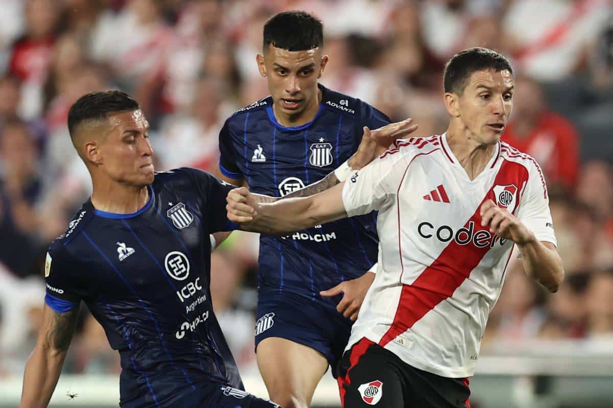 ¿Cuánto gana un jugador de fútbol en Argentina?