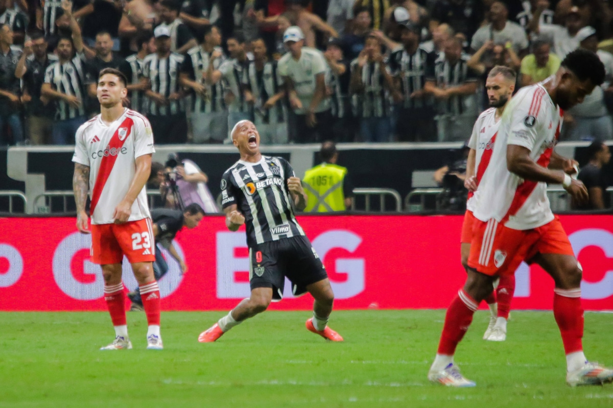 Atlético Mineiro ganó 3-0 la ida a River en la semifinal de la Copa Libertadores 2024