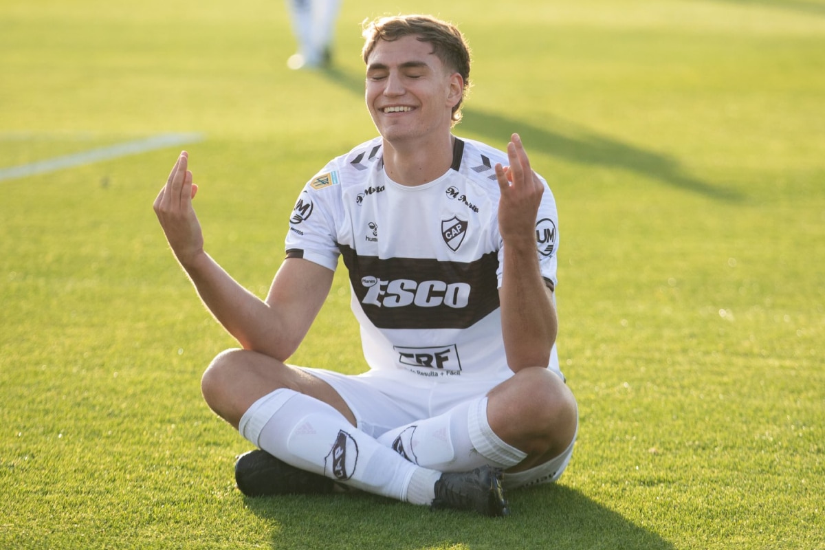 Mateo Pellegrino, figura total en Platense