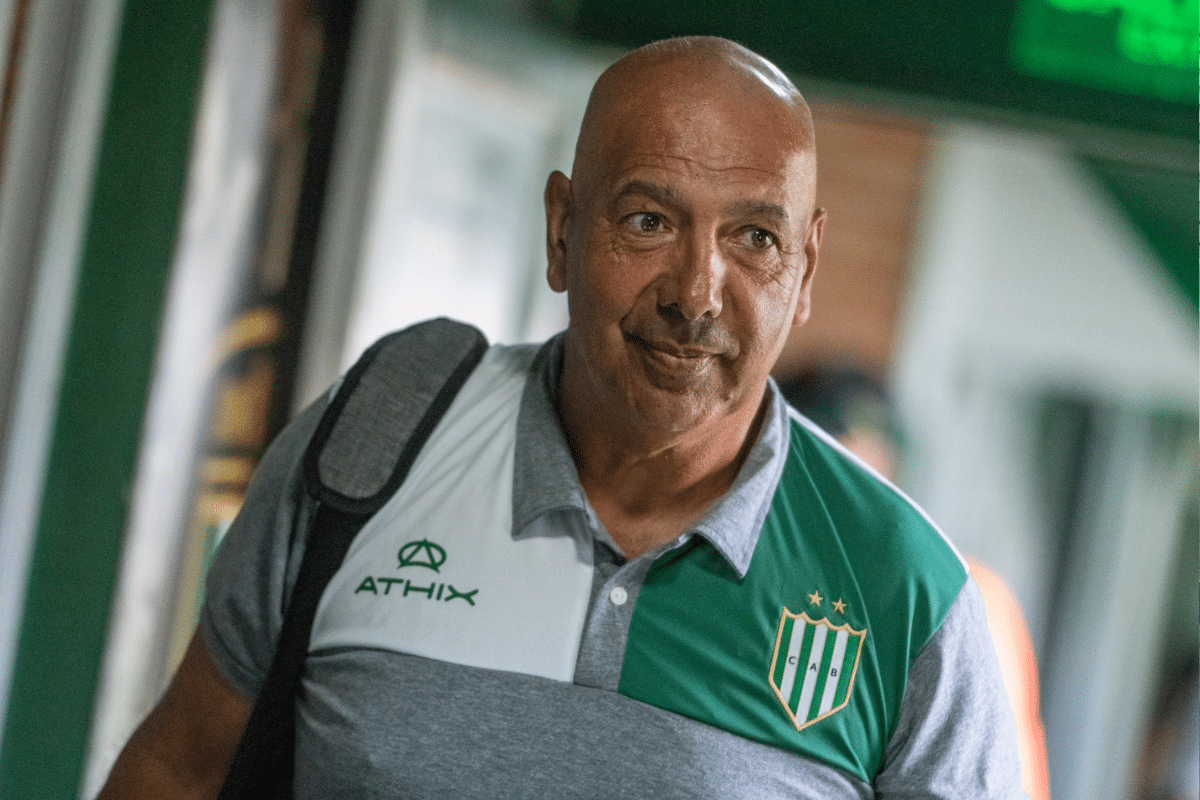 Los refuerzos que necesita Banfield para el mercado de pases 2025