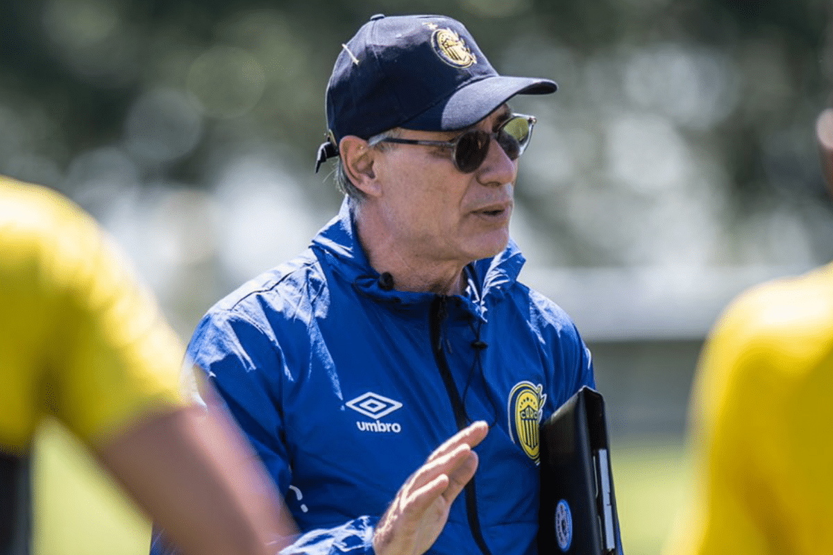 Mercado de pases Rosario Central: ¿cómo mejoró el Canalla con la llegada de Ariel Holan?
