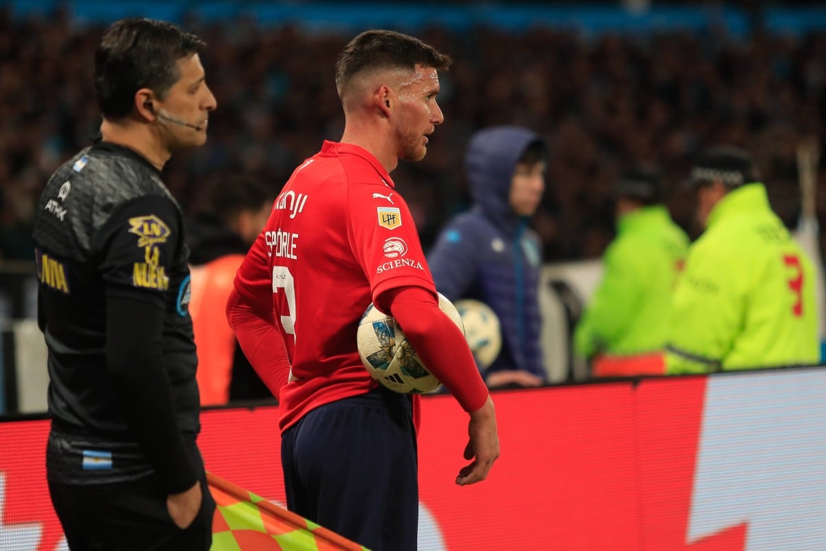 Refuerzos Independiente: los 3 nombres que suenan para el lateral izquierdo del Rojo