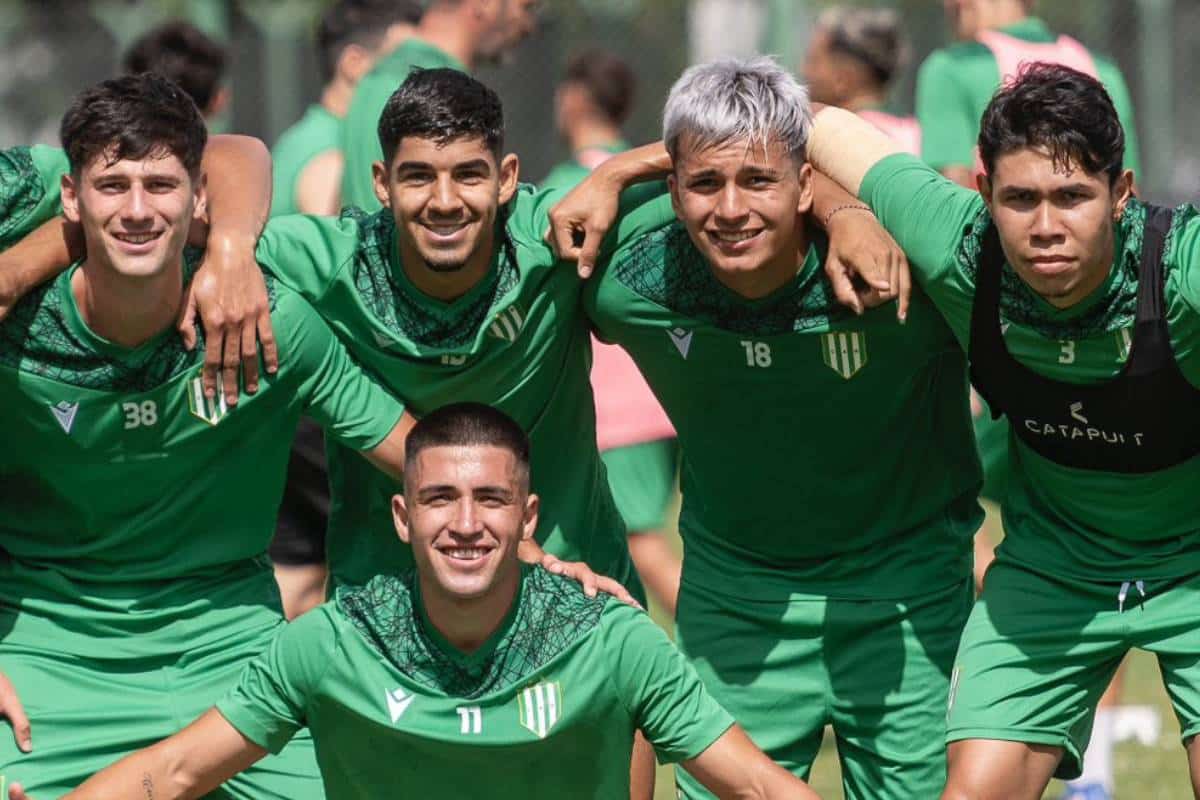 Refuerzos Banfield: llega al sur un defensor para extender el largo mercado de pases del Taladro