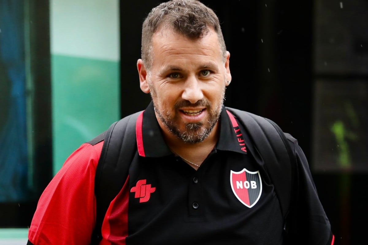 Newell’s: Fabbiani infló el pecho a pesar de la derrota en su debut e hizo una promesa