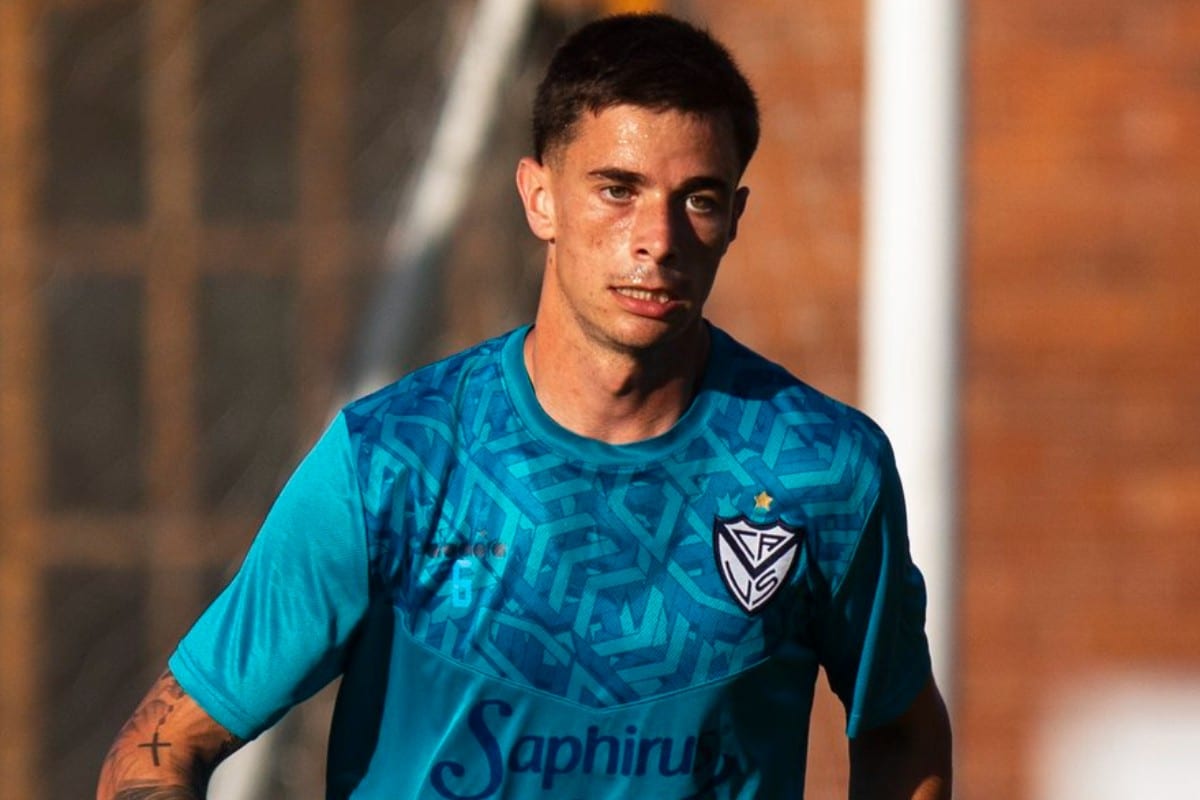 Vélez: Valentín Gómez se debate entre su deseo, el de Domínguez y la CD