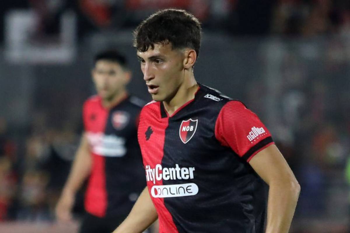 Mercado de pases Newell’s: la Lepra vendió a Tomás Pérez a Europa en una fortuna y se aseguró dinero a futuro