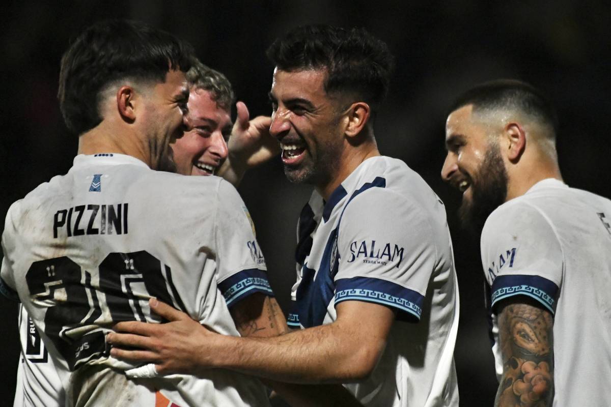 Mercado de pases Vélez: Real Madrid acelera por la joya del Fortín, que espera por los premios de la Libertadores