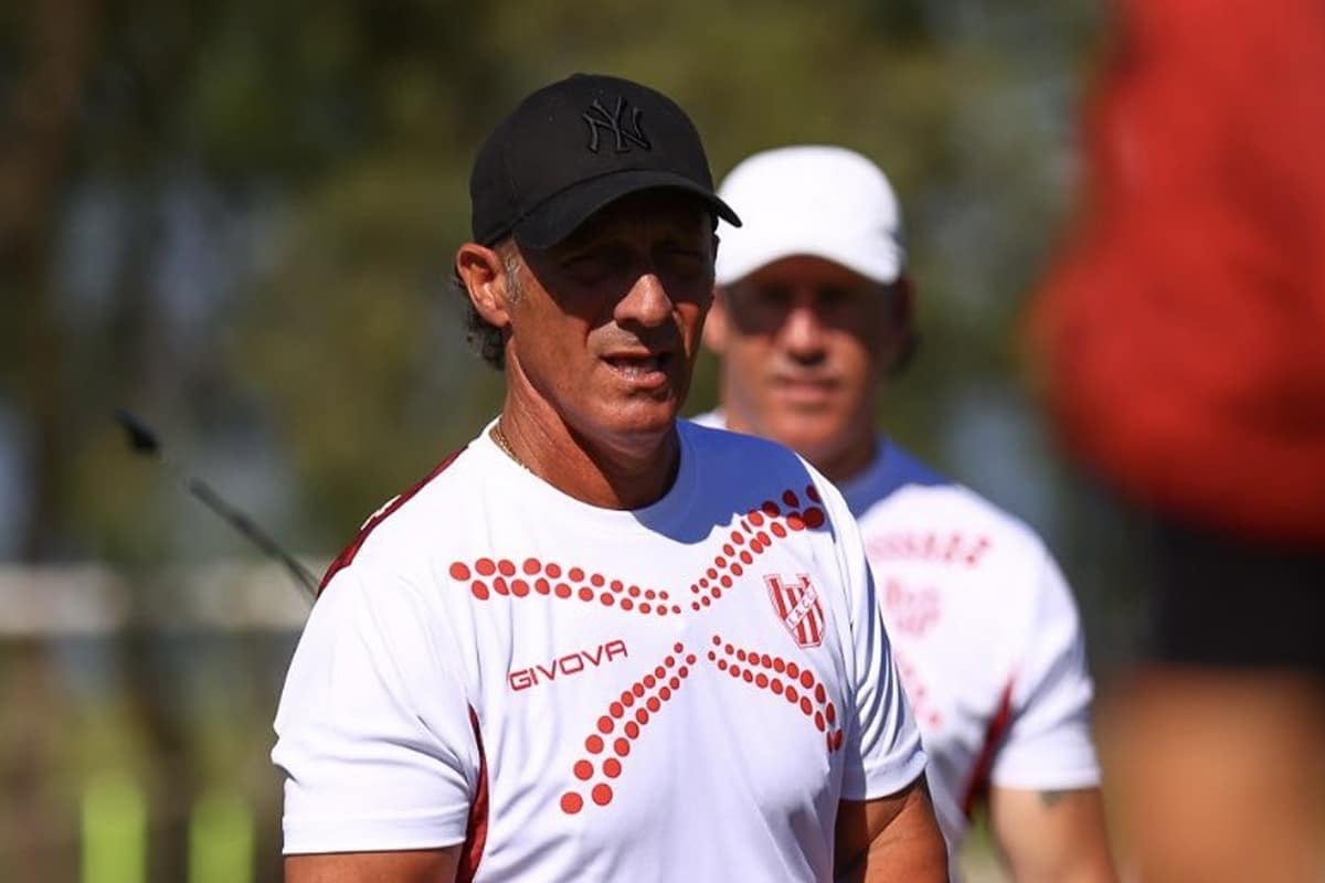 Instituto no gana, pero Pedro Troglio tiene el apoyo de 2 bastiones fundamentales para seguir