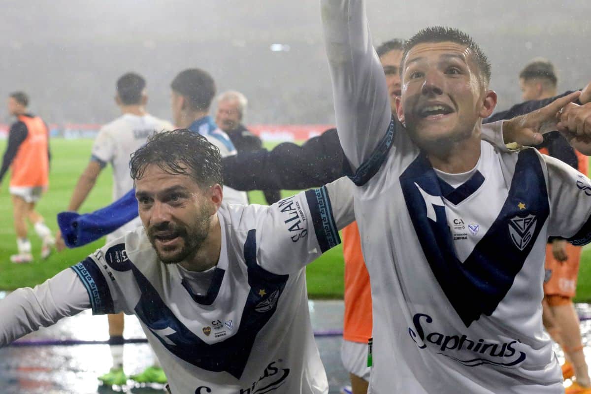 El mercado de pases de Vélez y sus rivales en la Copa Libertadores: ¿quién se armó mejor?