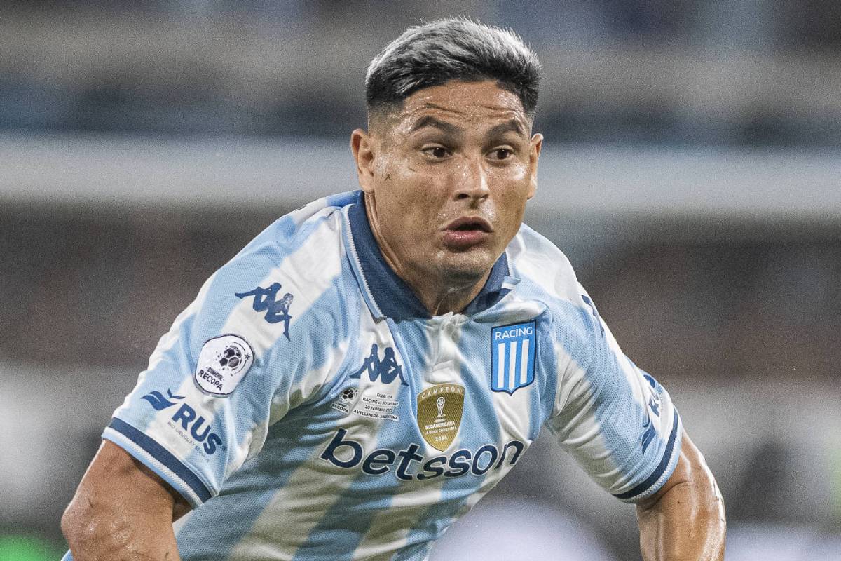 Racing: tras salir campeón, Maxi Salas le metió presión a la dirigencia y señaló a un ex Independiente como ídolo