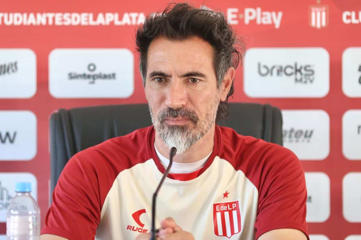 Refuerzos de Estudiantes: Eduardo Domínguez sigue confiando en uno de los fichajes más criticados del Pincha
