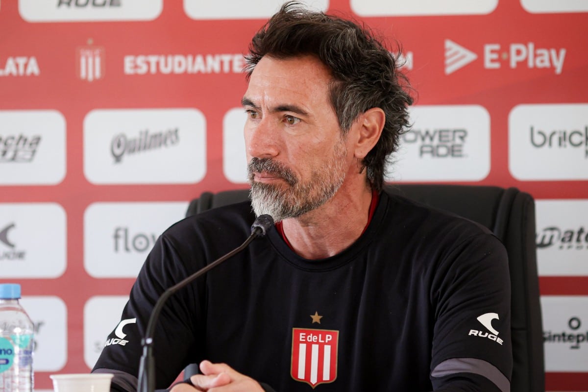 Refuerzos de Estudiantes: los 2 fichajes que están en duda para enfrentar a Botafogo por la Copa Libertadores