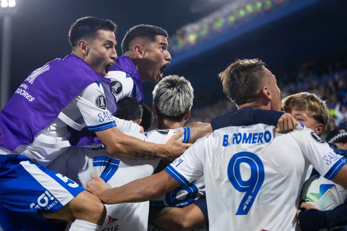 Mercado de pases de Vélez: el Fortín podría embolsar dinero por la venta de un jugador cedido