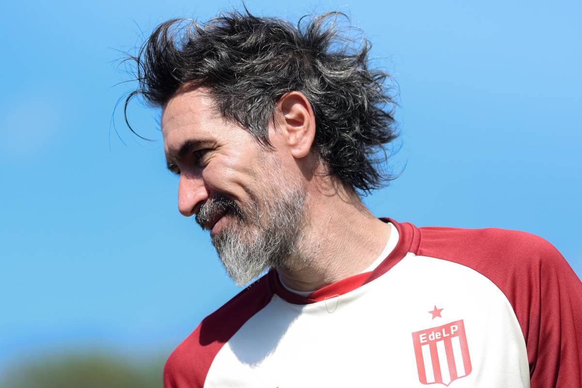 Estudiantes: Eduardo Domínguez planteó los objetivos para Copa Libertadores y defendió a un referente cuestionado