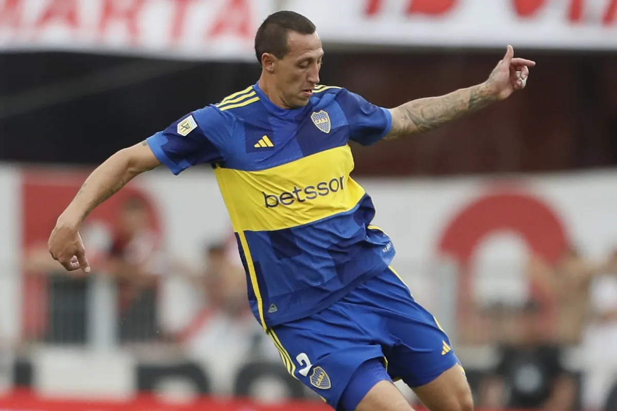 Cristian Lema con la camiseta de Boca Juniors